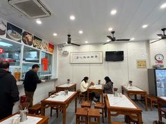 -老西白点心店