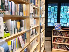 -猫的天空之城概念书店(杭州南宋御街店)