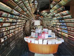 -钟书阁(珍园店)