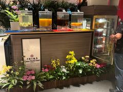 -咖啡苑自助餐厅·中国大饭店