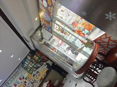 -广信牛奶甜品世家(台东店)