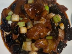 -乔家小院•非遗驴肉•青岛菜(滨河路店)