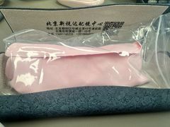 -新视达眼镜店·蔡司·依视路(名镜苑店)