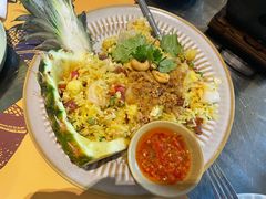 菠萝炒饭-simply thai天泰(世纪汇店)