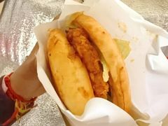 -必胜客(威高广场店)