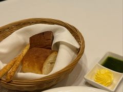 面包-塞纳河法国餐厅(意式风情街店)