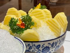 -旧街市鲜货老火锅(大光路店)