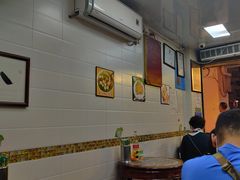 大堂-八珍·广式煎饺·广州老字号(北京路总店)