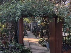 -谷咖啡·鲜花绿植花园餐厅