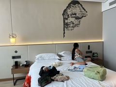 -陌上轻居酒店(天水高铁南站店)