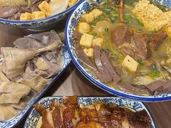 -叶新小吃店(来凤小区总店)