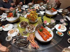 -半岛翡丽海鲜自助餐厅(观风亭店)