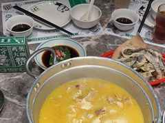 -禄婶鸡煲·打边炉