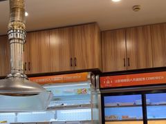 -哈尔滨小酒馆·鲜肉现穿自助烧烤(康新花园店)