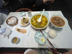 汉中酸菜江团鱼-江城小馆陕南妈妈菜·全球旅行餐厅(钟楼店)