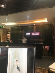 点击看大图 -现代经典婚纱摄影