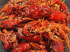 -肥肥虾庄·金牌油焖大虾(首义路店)