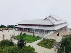 -峨嵋山金顶