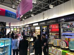 -王权免税店(廊曼机场店)