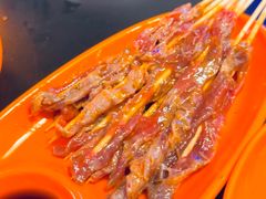 -威记烧嘢·南宁烧烤·超级生牛(绿地店)