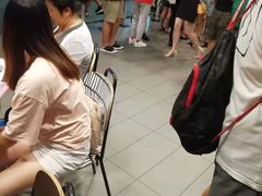 等位区-麦当劳(百联西郊购物中心店)