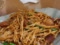 鸡汁竹笋丝炒腊味-隅乐胡椒虾·台湾菜·团建(皇岗店)