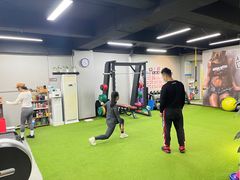 -征成健身连锁私教工作室(九公里店)