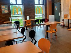 大堂-麦当劳(石坝服务区店)