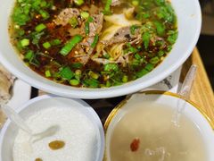 特色牛肉汤面-贯贯吉·清真餐厅(浙江中路店)