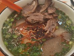 -德元兰州纯汤牛肉面(深圳首店)