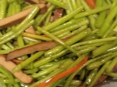 芦蒿香干-吉事利茶餐厅