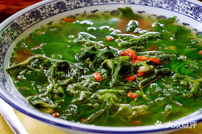 鸽场农庄  片皮鸭(清河店)上汤桑叶芽图片