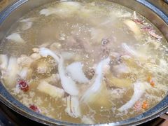 -三个椰子·现砍椰子鸡(金源CBD店)