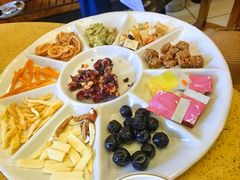 -东巴谷野生菌火锅餐厅