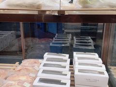 芋泥肉松咸蛋黄欧包-奈雪的茶(青岛卓悦里INTOWN店)