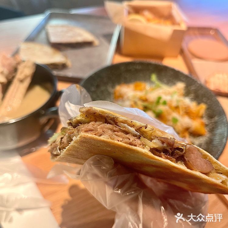 昆山万象汇 [礼花]心心念念的豆库ʕ •ᴥ•ʔ