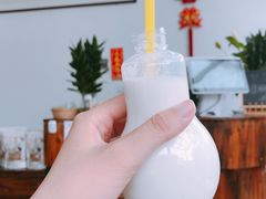 灯泡水牛奶-周大娘牛乳(旧寨古村总店)