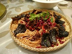 -山明水秀大饭店