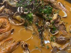 -新天明砂锅鱼头煲