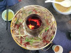 -撒拉人家.酸菜牦牛肉火锅