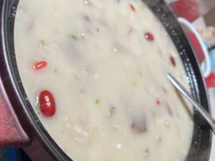 -沅江水·湖南家宴(南村万博长隆商圈店)