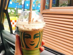 -星巴克臻选(威海威高广场店)