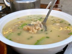 豆汤炖酥肉-老幺泉水鸡