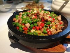 -渝半城经典川粤菜(重庆天地店)