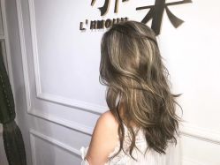 -变画·发型STUDIO