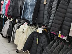 -迪卡侬(高新万达店)