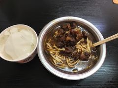 牛腩宽汤面-丽华早点(大成路店)