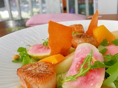 -Mark&Mars Restaurant