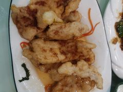 -老码头黑皮肘子锅包肉熏酱水饺(文政街店)