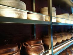 -老牌坊云南鱼豆花火锅(哈西万达店)